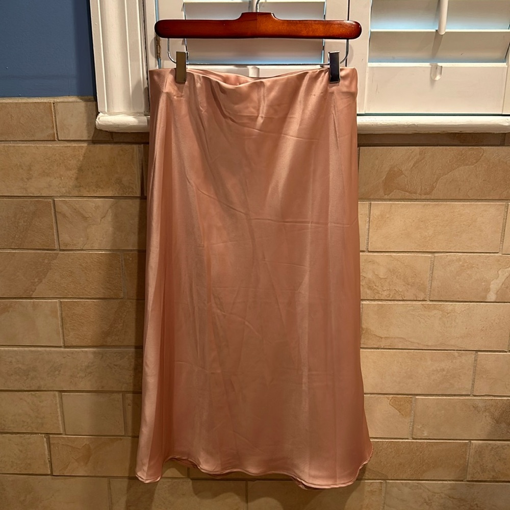 Renee C Solid Satin Midi Skirt in color Dune